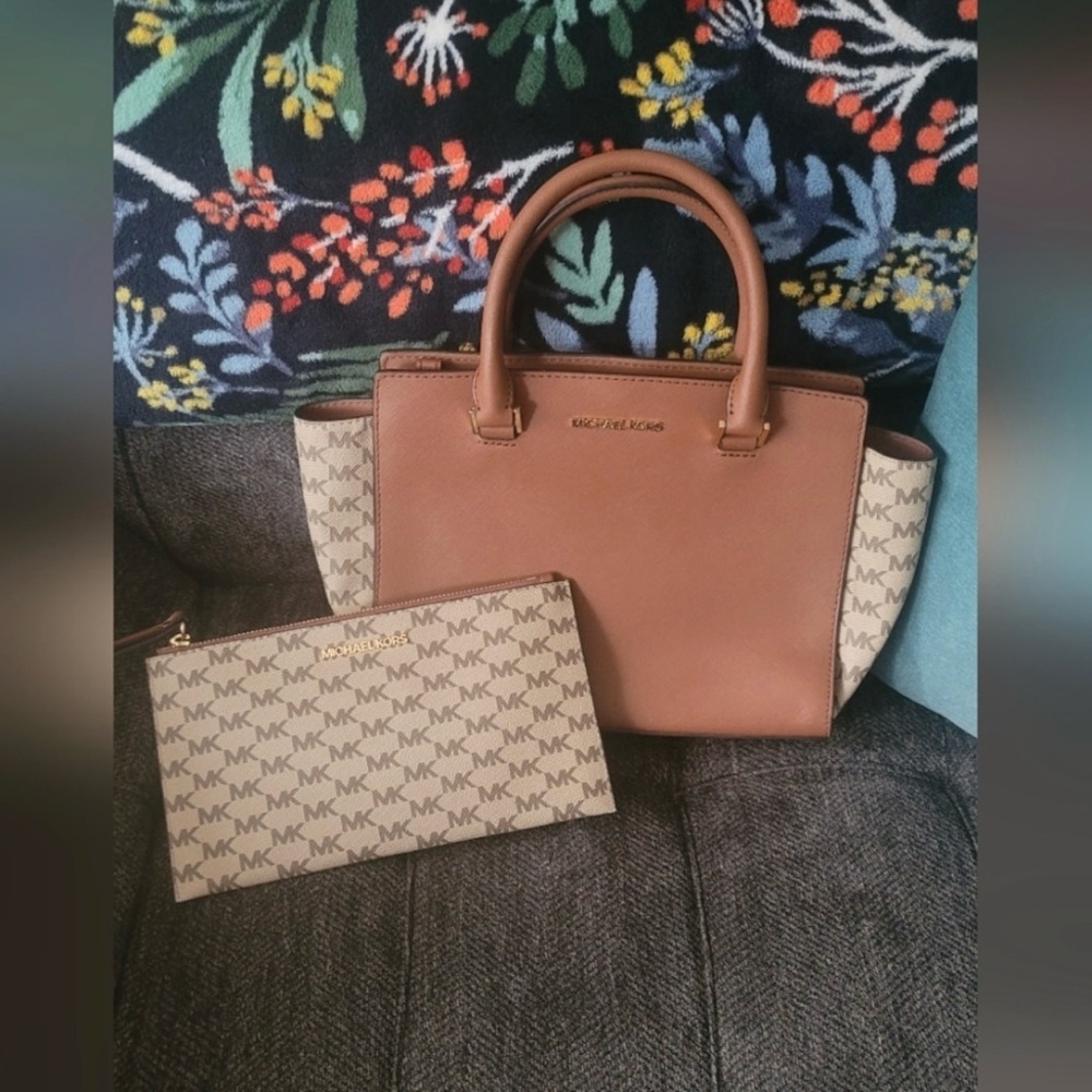 Michael Kors Brown and Cream Women's Bag Set